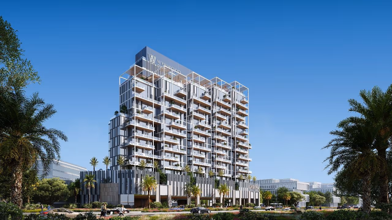 Wynwood by Imtiaz is geen gewoon woonproject. Het is een sculpturale oase voor wie verfijning, rust en rendement zoekt — midden in het nieuwe icoon van Dubai: Dubai Islands. Deze ultraluxe waterfront residentie bestaat uit stijlvolle 1- tot 4-slaapkamerappartementen en exclusieve duplexen. Elk detail is met uiterste precisie ontworpen: hoge plafonds, panoramisch glaswerk, warme natuurlijke materialen en volledig gemeubileerde interieurs. Centrale ligging, toch volledig sereen
Wynwood biedt moeiteloze toegang tot alles wat Dubai groots maakt: Slechts 5 minuten van strand, jachthaven en golfclub 15 minuten van Dubai International Airport 20 minuten van Downtown Dubai & Burj Khalifa Toch voelt het alsof je in een rustige, afgezonderde kustplaats woont — een unieke balans tussen verbinding en stilte. De WYNWOOD lifestyle
Het leven in Wynwood betekent thuiskomen in een wereld van welzijn en elegantie. Denk aan: Rooftop infinity pool & jacuzzi Het iconische 'Whisper Steps' amfitheater Yoga terrace met uitzicht op zee Groene promenade en centrale binnentuin Floating dining pods & VIP parking Investeren in zeldzaamheid
Met 0% vastgoedbelasting, hoge huurinkomsten en Golden Visa-geschiktheid is Wynwood een slimme keuze voor investeerders. Dankzij de 60/40 betalingsregeling betaal je pas 40% bij oplevering in Q3 2027 – ideaal voor kapitaalefficiënt investeren.